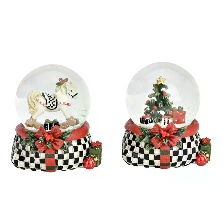 2 stylische Schneekugeln Schaukelpferd Christbaum im Karo-Look 65mm Durchmesser - Schneekugelhaus