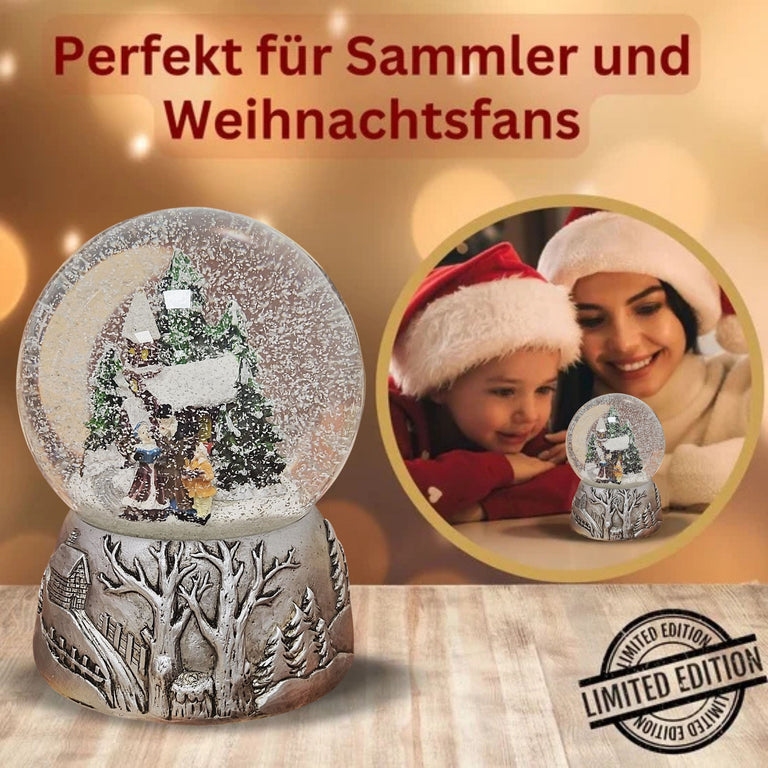 Nostalgische Schneekugel Weihnachtsspaziergang auf Silber Landschaft 100 mm Durchmesser mit Spieluhr