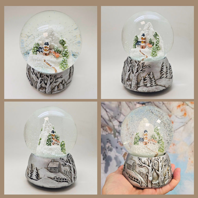 Nostalgische Schneekugel Bergdorf Silber Landschaft 100 mm Durchmesser mit Spieluhr