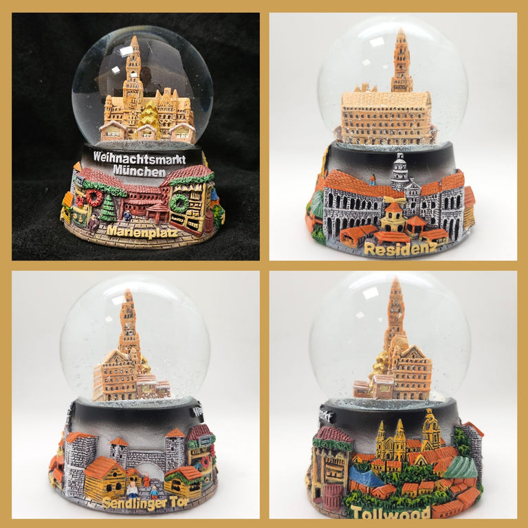 2er Set Souvenir-Schneekugeln Christkindlmarkt München in 2 Größen