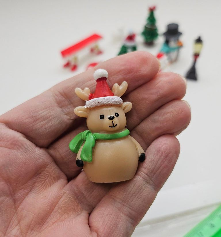 Figuren-Sets für Bastel-Kugeln Weihnachten groß - Zufalls-Mix - Schneekugelhaus