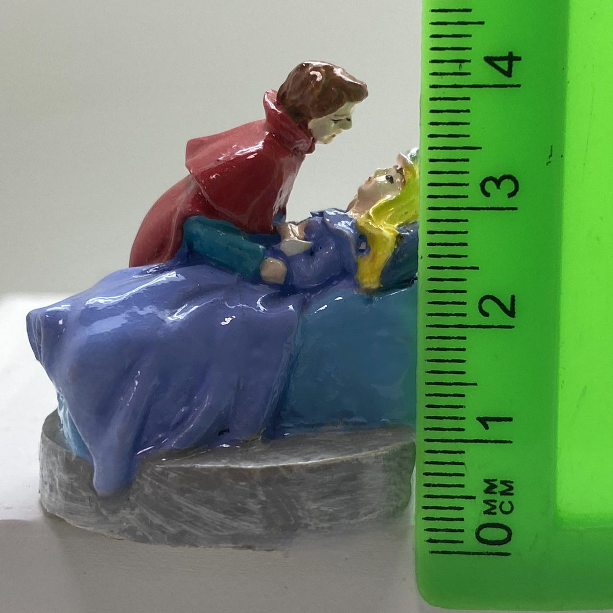 Innenmodell „Aschenputtel“ - 35 x 44 mm - Schneekugelhaus